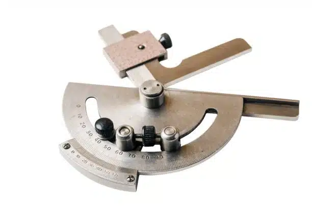 Industrial bevel protractor for angular measurement