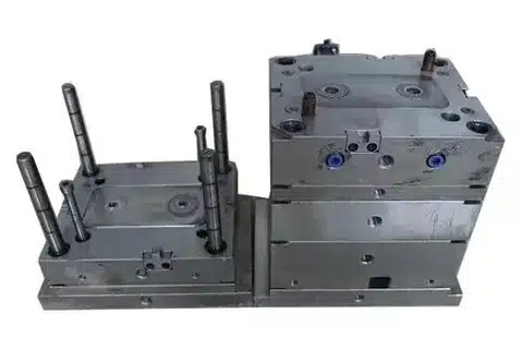 Open core and cavity block used in high-precision injection mold tooling