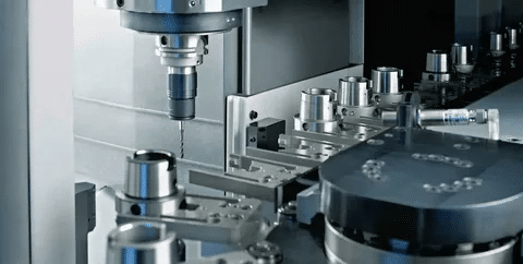 Automated CNC machine with tool change system to improve efficiency and reduce labor cost